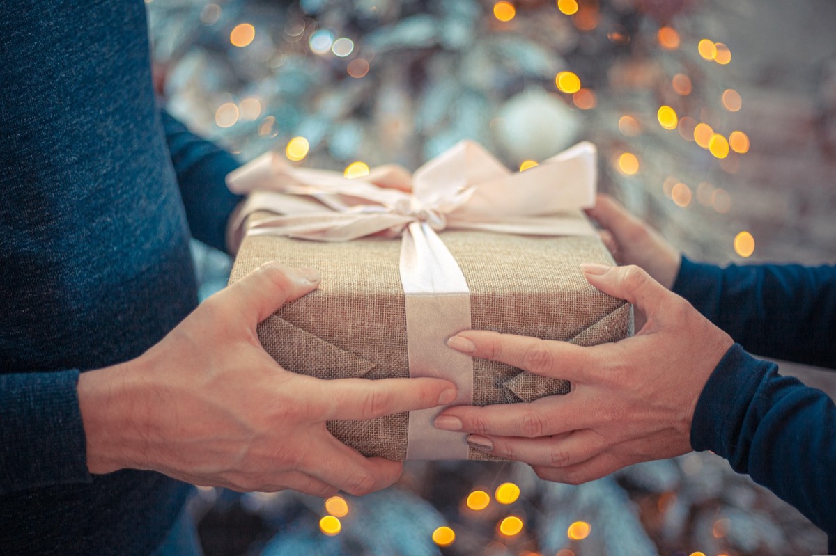 Avvolgimento regalo in raso