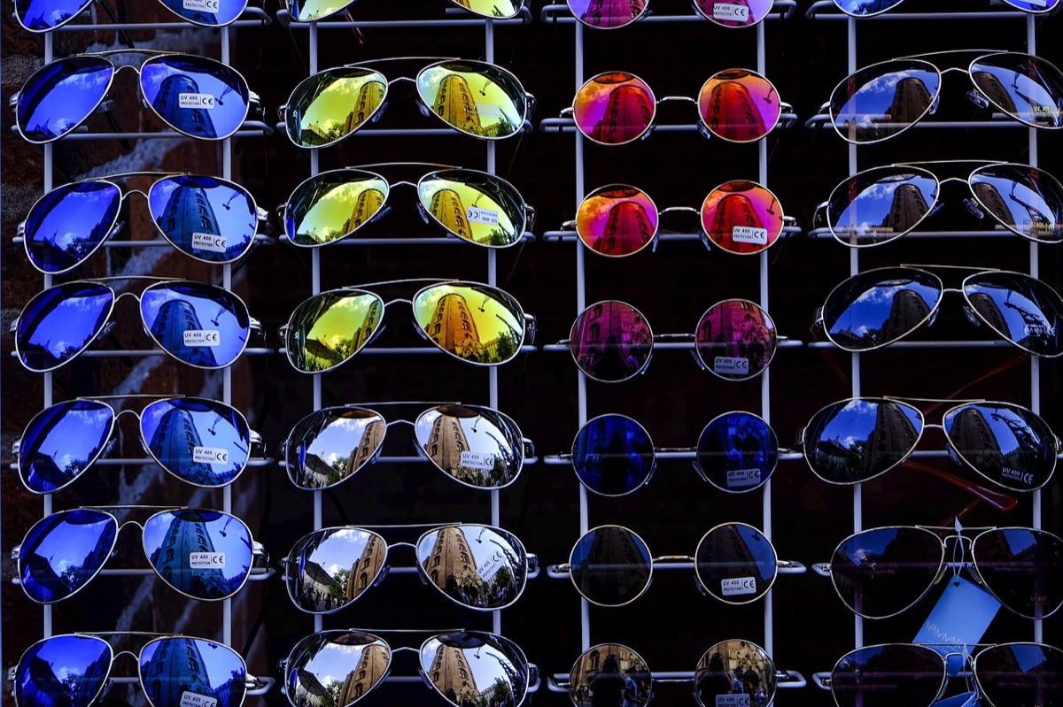 occhiali da sole per ufficio