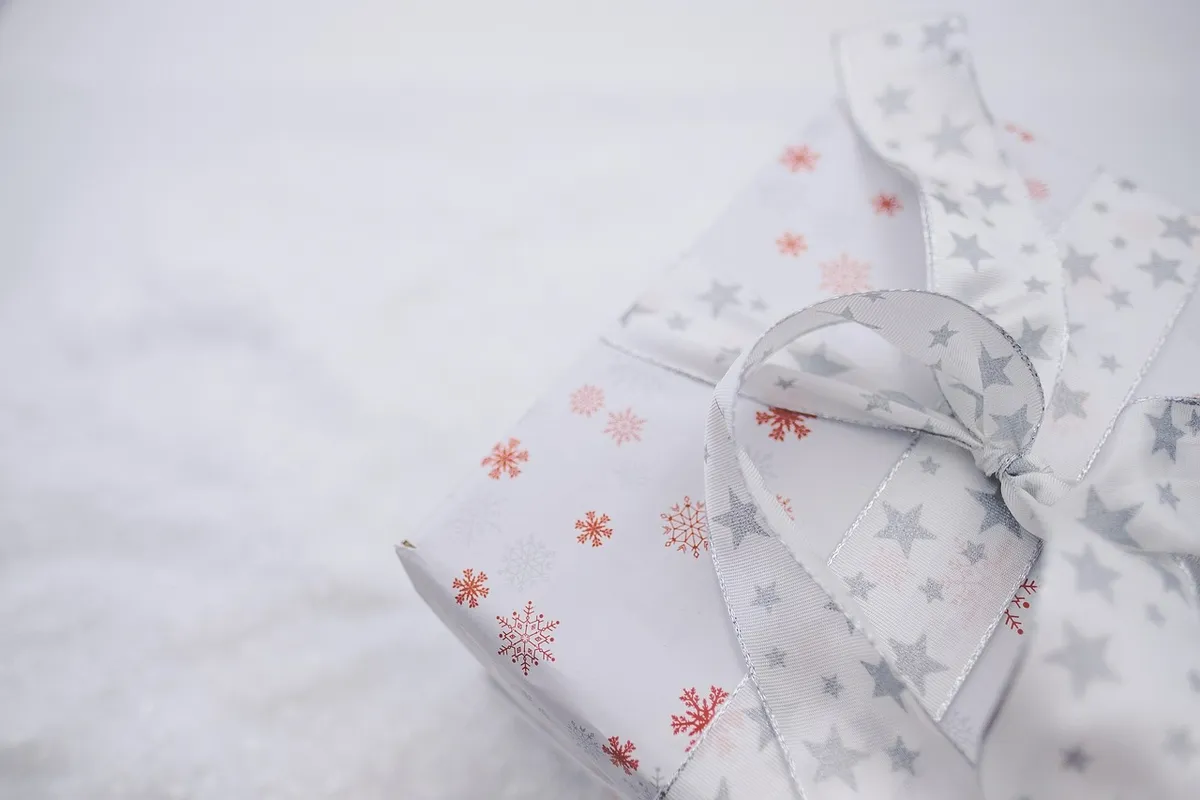 box, gift, present, ribbon, bow, loop, band, surprise, christmas, christmas time, decoration, happychristmas, christmas wallpaper, gift, gift, gift, gift, gift,